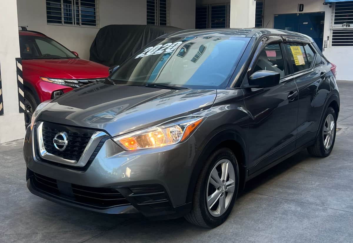 2020 Nissan Kicks SV usado en venta por Suero Autoimport