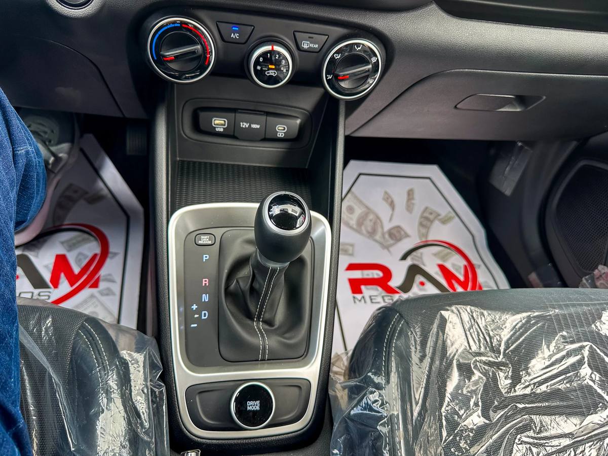 Hyundai Venue 2025 - miniatura 7