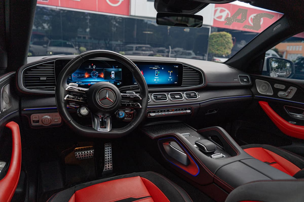 Mercedes Benz GLE 53 AMG Coupe Plus 2024 - Miniatura 8