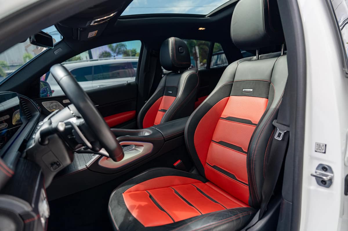 Mercedes Benz GLE 53 AMG Coupe Plus 2024 - Miniatura 10