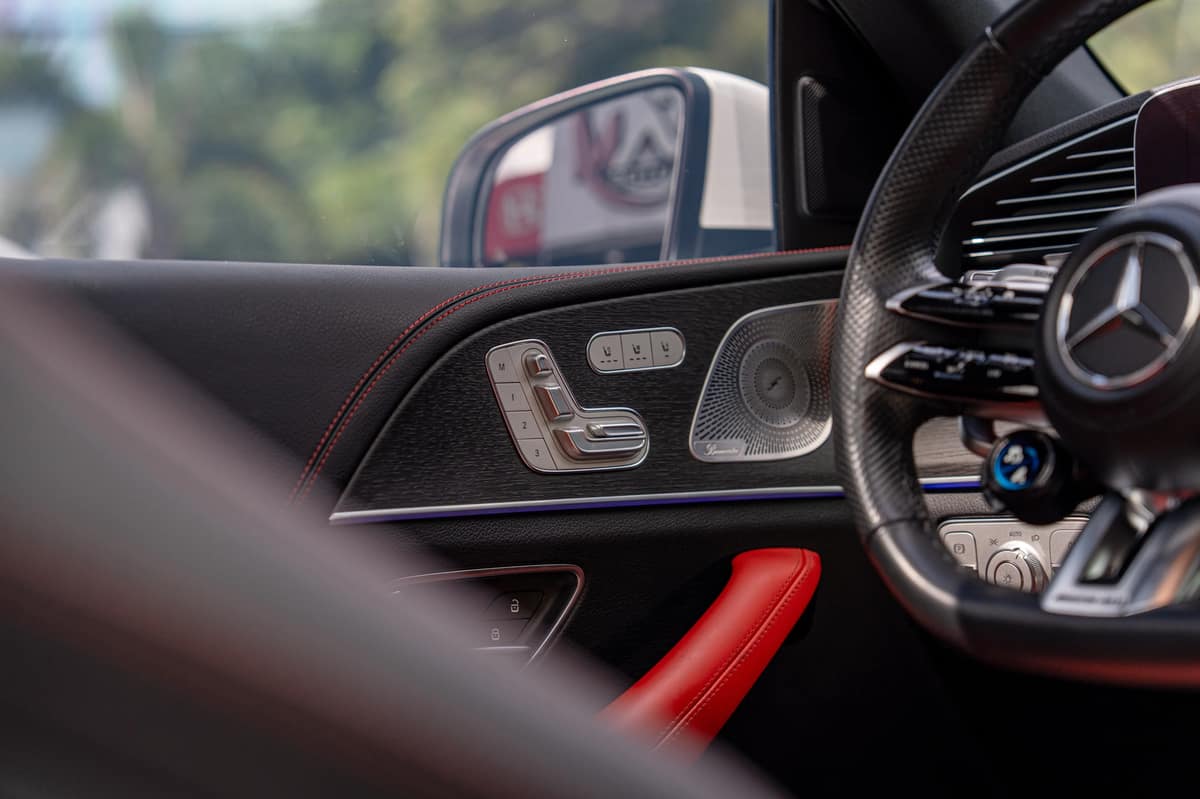 Mercedes Benz GLE 53 AMG Coupe Plus 2024 - Miniatura 6