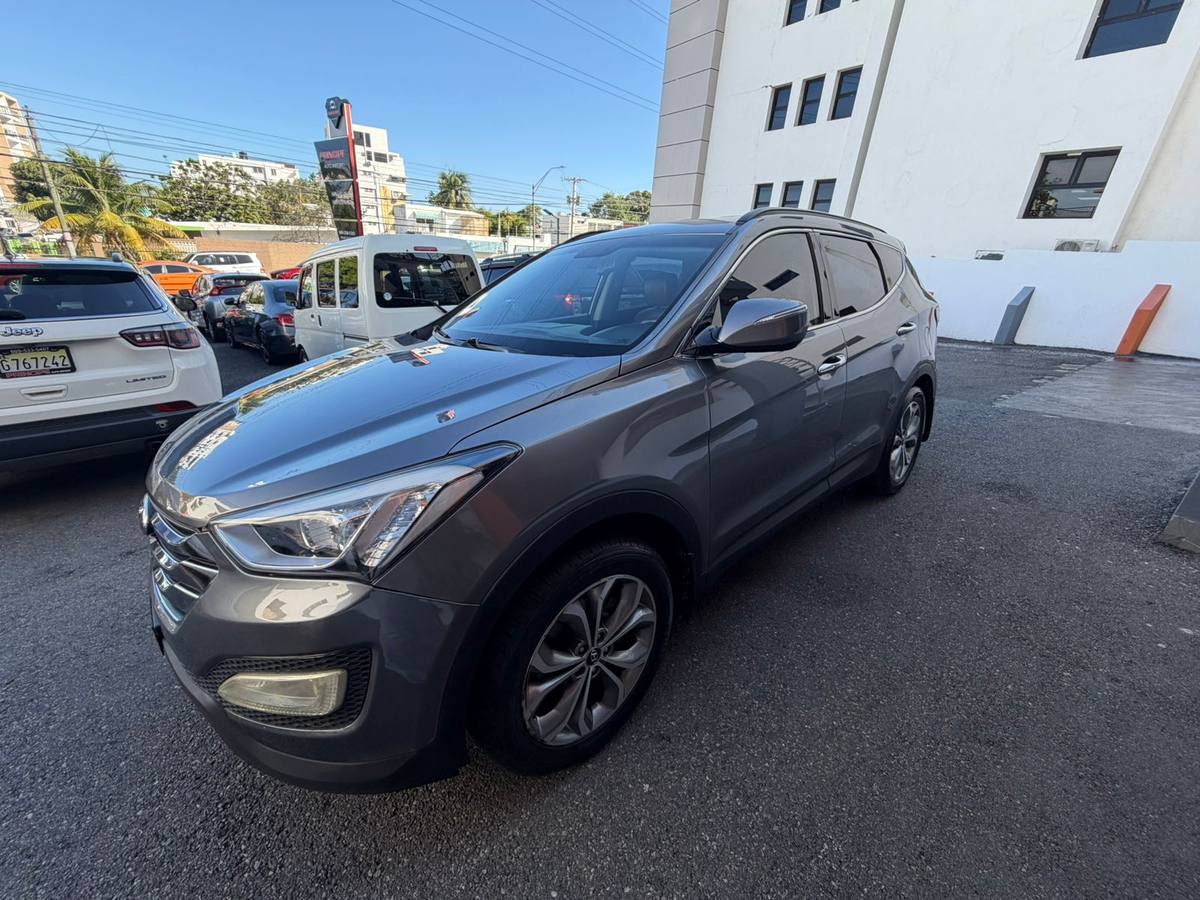 Hyundai Santa Fe 2014 - miniatura 3