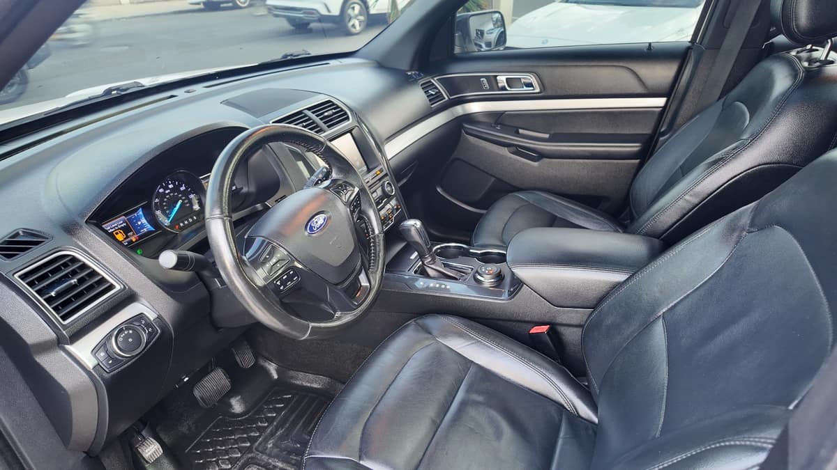 Ford Explorer XLT 4WD 2016 - miniatura 5