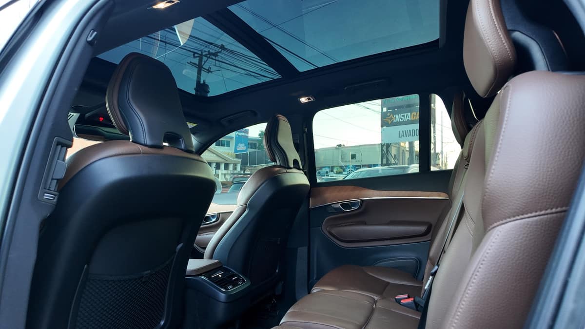 Volvo XC90 Momentum B6 2022 - miniatura 8