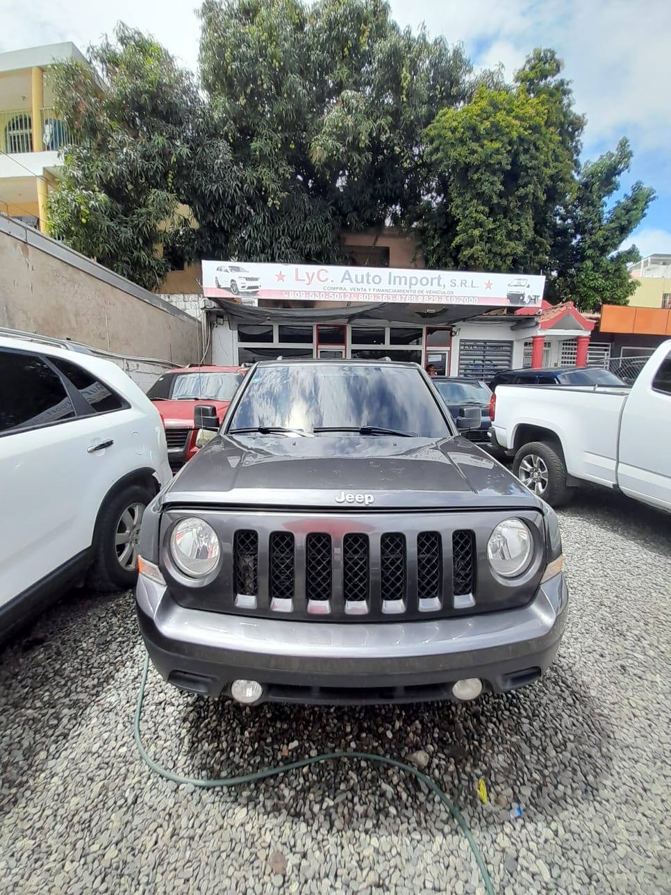 Jeep Patriot Sport 2017 - miniatura 2