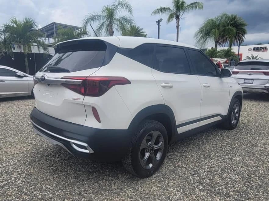 Kia Seltos 2022 - miniatura 3