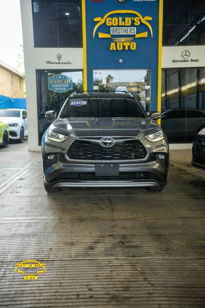 Toyota Highlander Platinum 2023 - miniatura 2