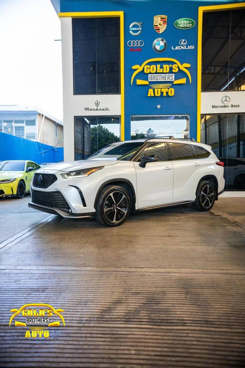 Toyota Highlander XSE 2022 - miniatura 3