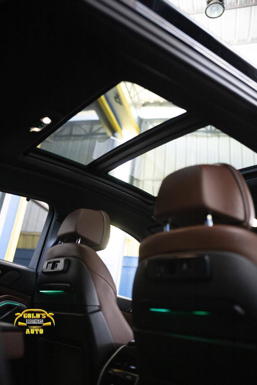 BMW X6 xDrive40i 2021 - miniatura 10