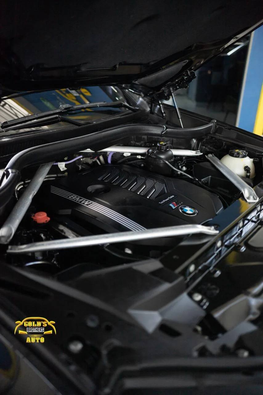 BMW X6 xDrive40i 2021 - miniatura 12
