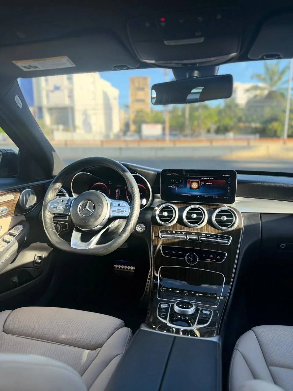 Mercedes Benz C 300 2020 - miniatura 6