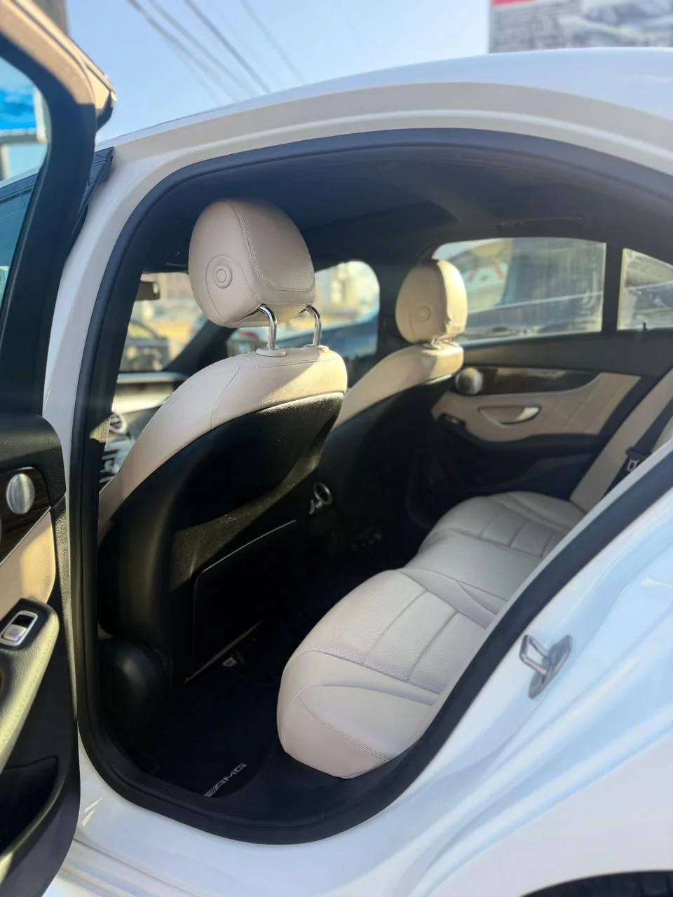 Mercedes Benz C 300 2020 - miniatura 9