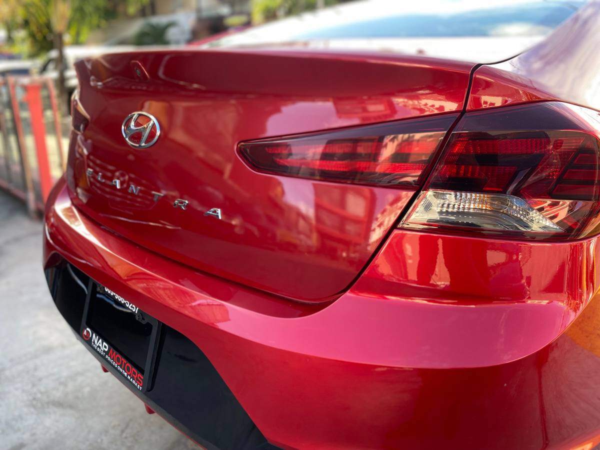 Hyundai Elantra SEL 2020 - miniatura 5