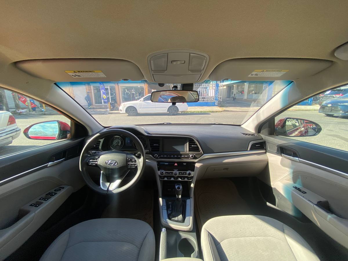 Hyundai Elantra SEL 2020 - miniatura 8