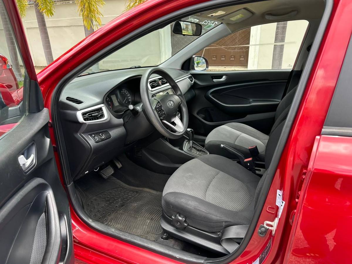Hyundai Verna 2022 - miniatura 8