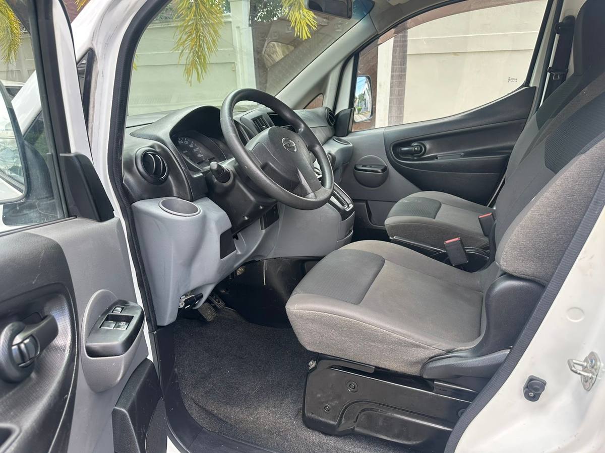 Nissan NV 200 2020 - miniatura 10