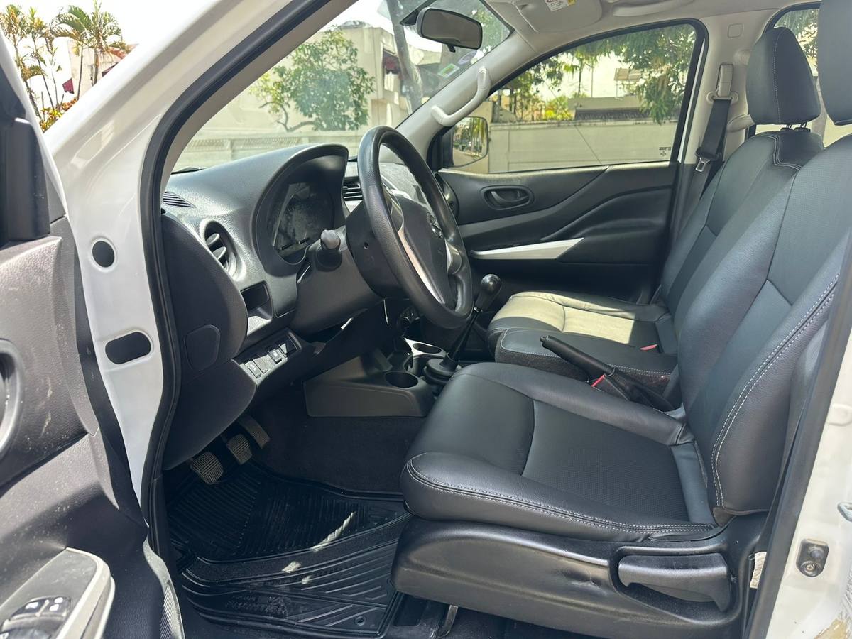 Nissan Frontier NP300 2021 - miniatura 8