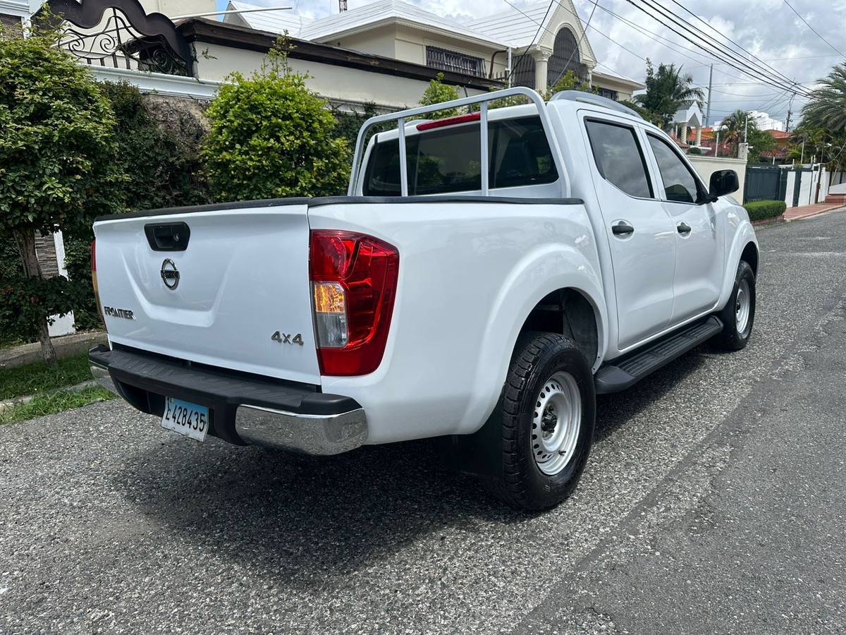 Nissan Frontier NP300 2021 - miniatura 5