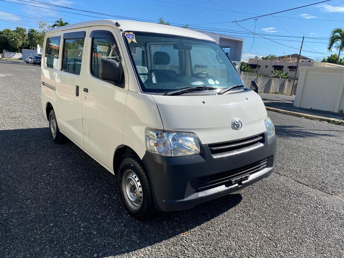 Toyota Town-Ace