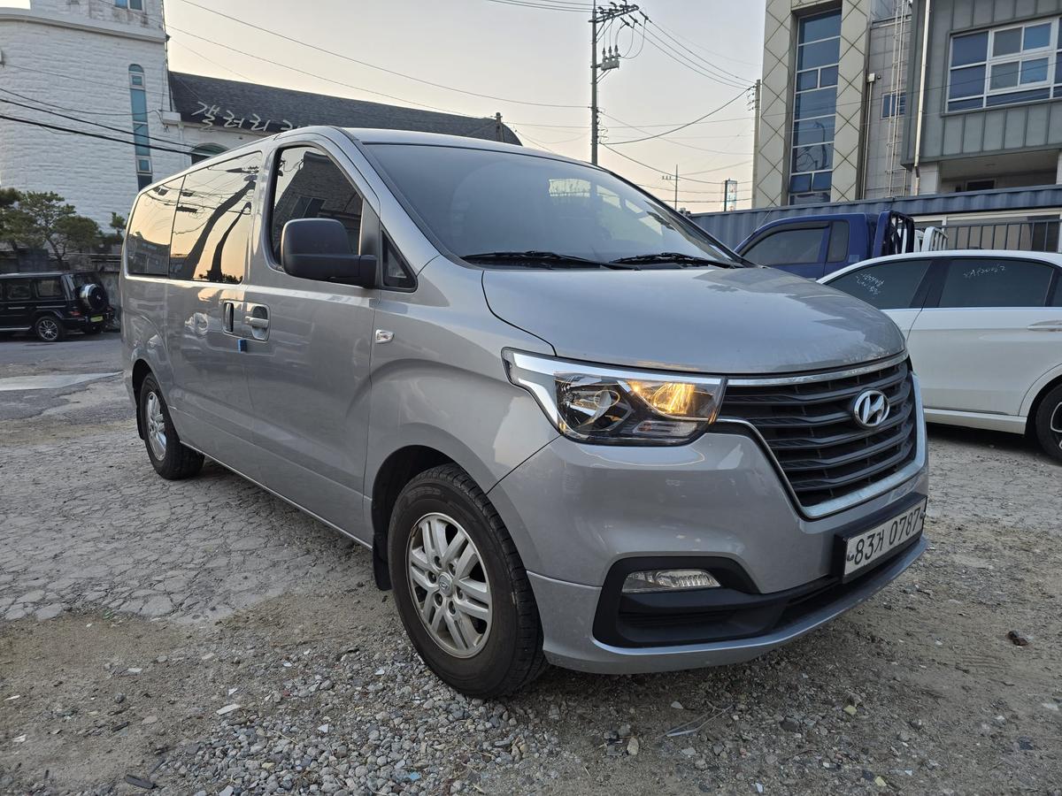 2020 Hyundai Grand Starex usado en venta por SANTIAGO PEREZ
