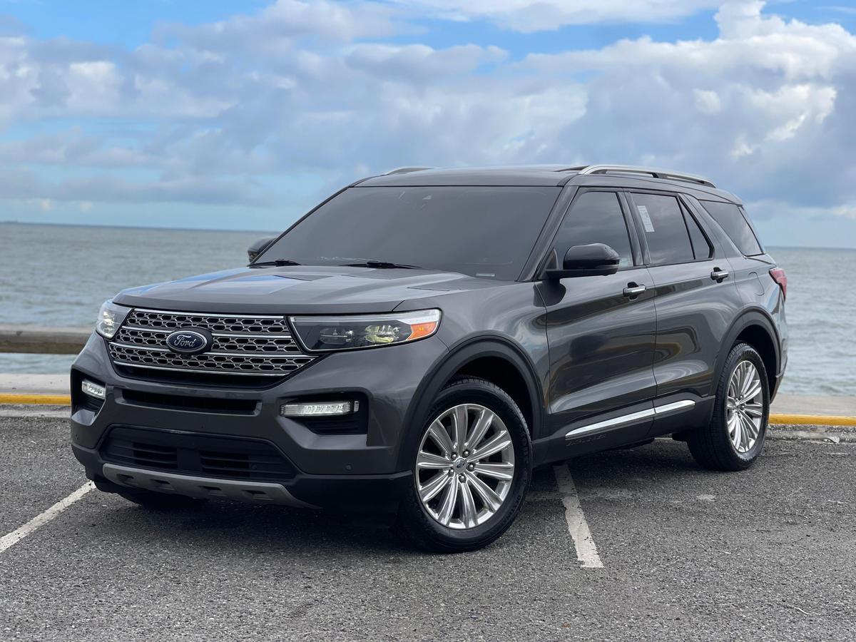 2020 Ford Explorer Limited usado en venta por AQUIN RD SRL 