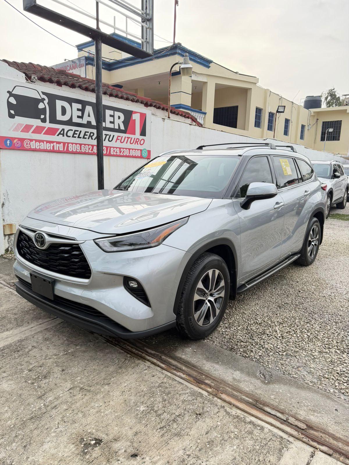Toyota Highlander XLE 2021 en venta - vista principal