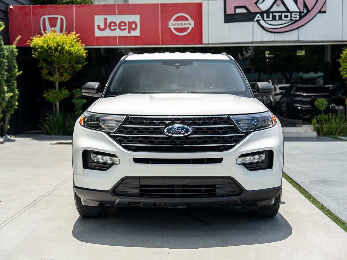 Ford Explorer XLT 2020 - foto 2 de 15