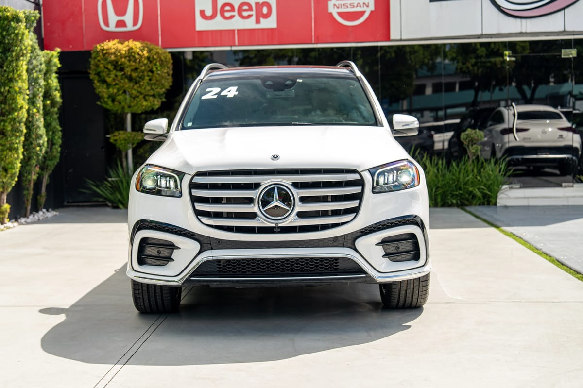 Mercedes Benz GLS 450 4MATIC 2024 - foto 2 de 20