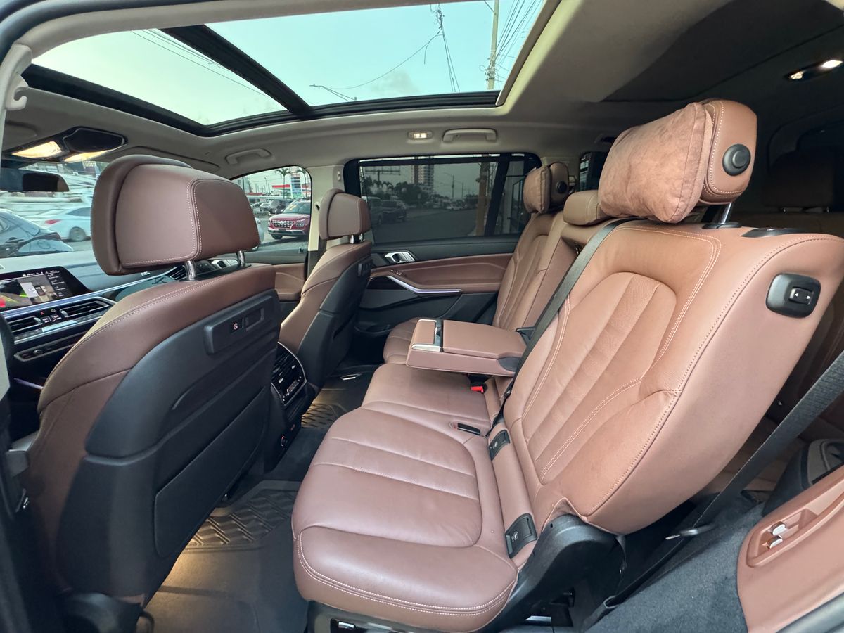 BMW X7 xDrive 40i Mpackage 2020 - foto 9 de 9