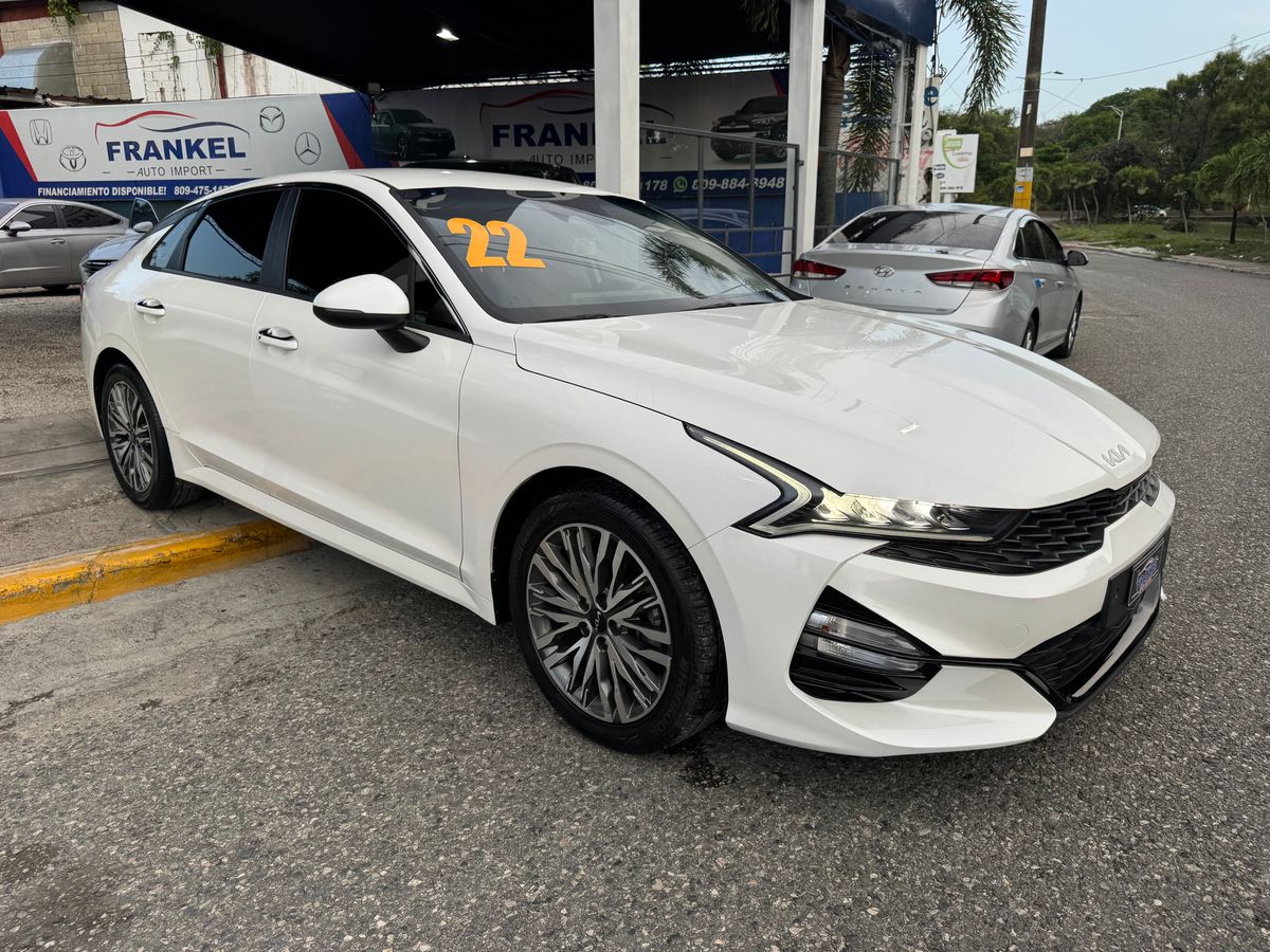 Kia K-5 Luxury 2022 - foto 2 de 9