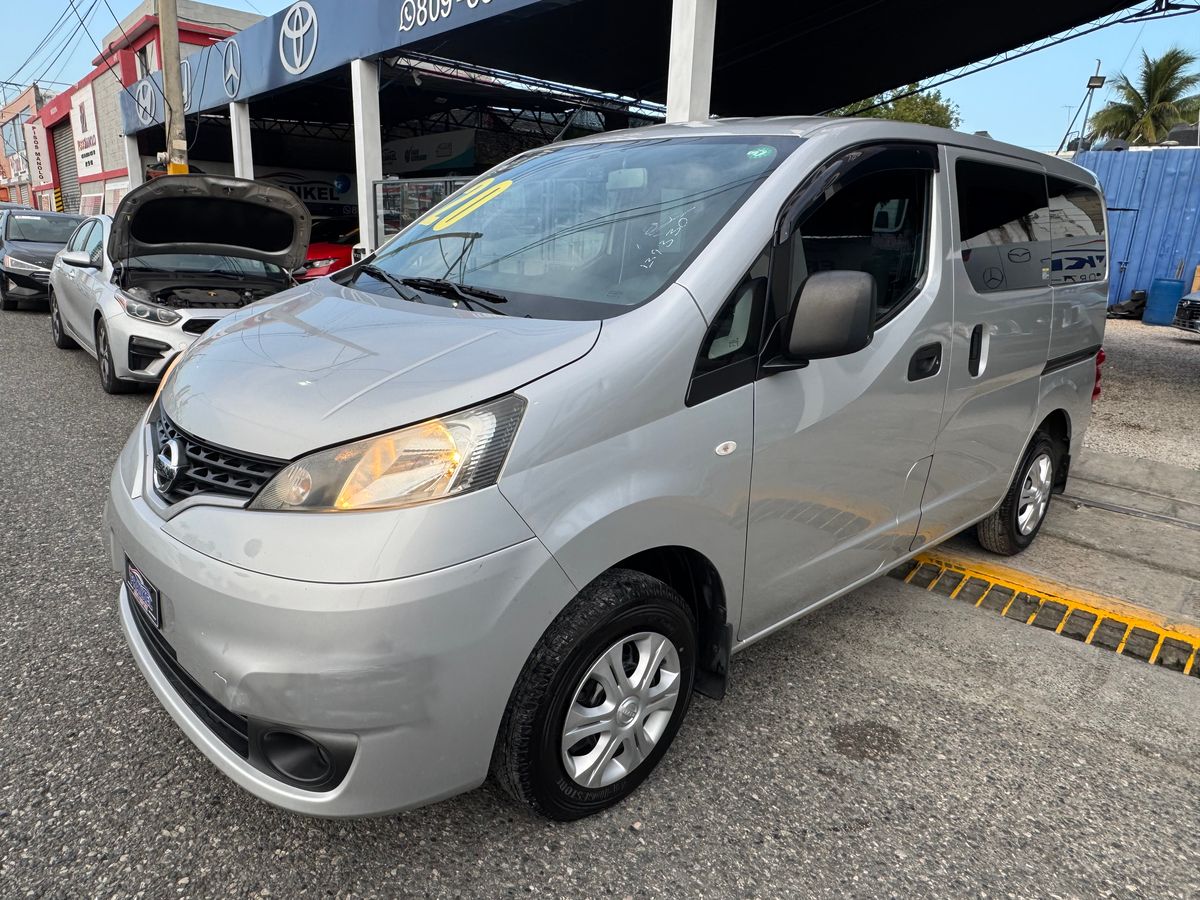 Nissan NV 200 2020 en venta - vista principal