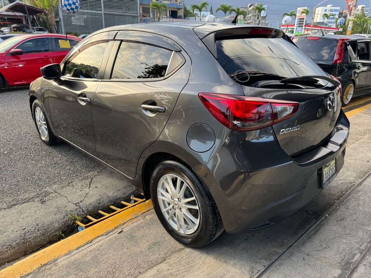 Mazda Demio Sport 2019 - foto 10 de 10