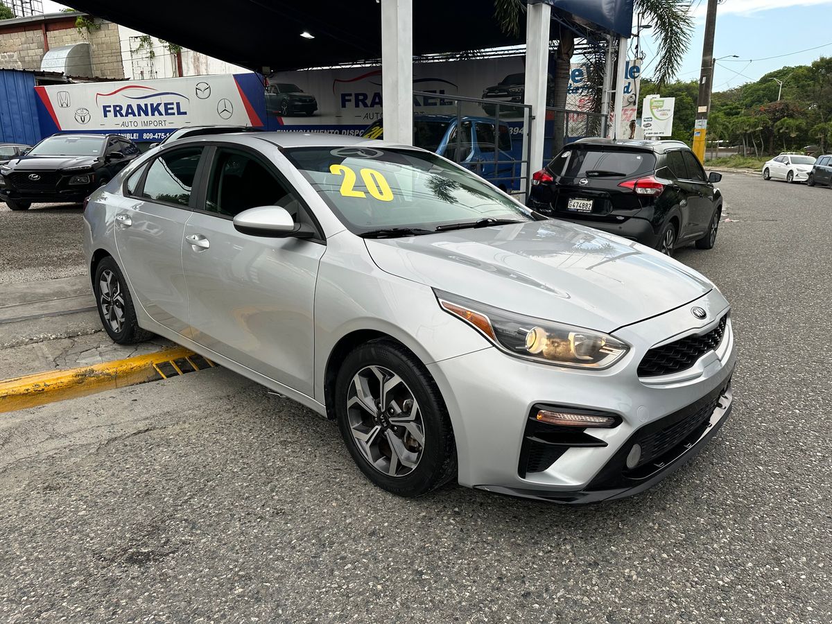 Kia Forte EX 2020 - foto 2 de 11