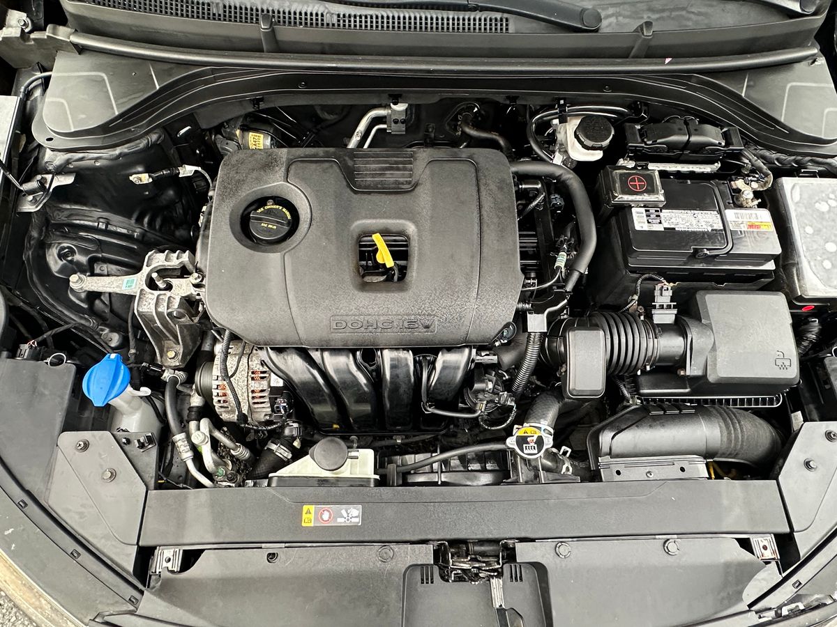 Hyundai Elantra SE 2020 - foto 11 de 11