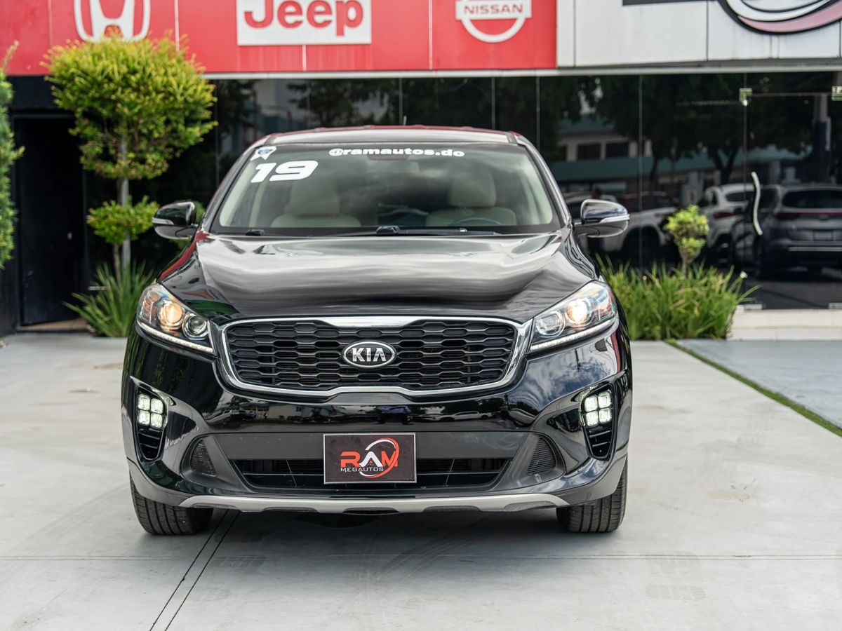 Kia Sorento LX 2019 - foto 2 de 18