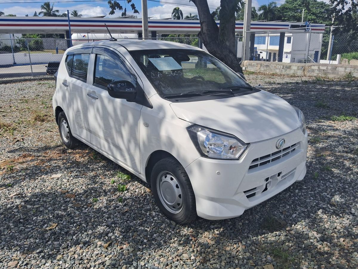 Daihatsu Mira 2020 - foto 12 de 12