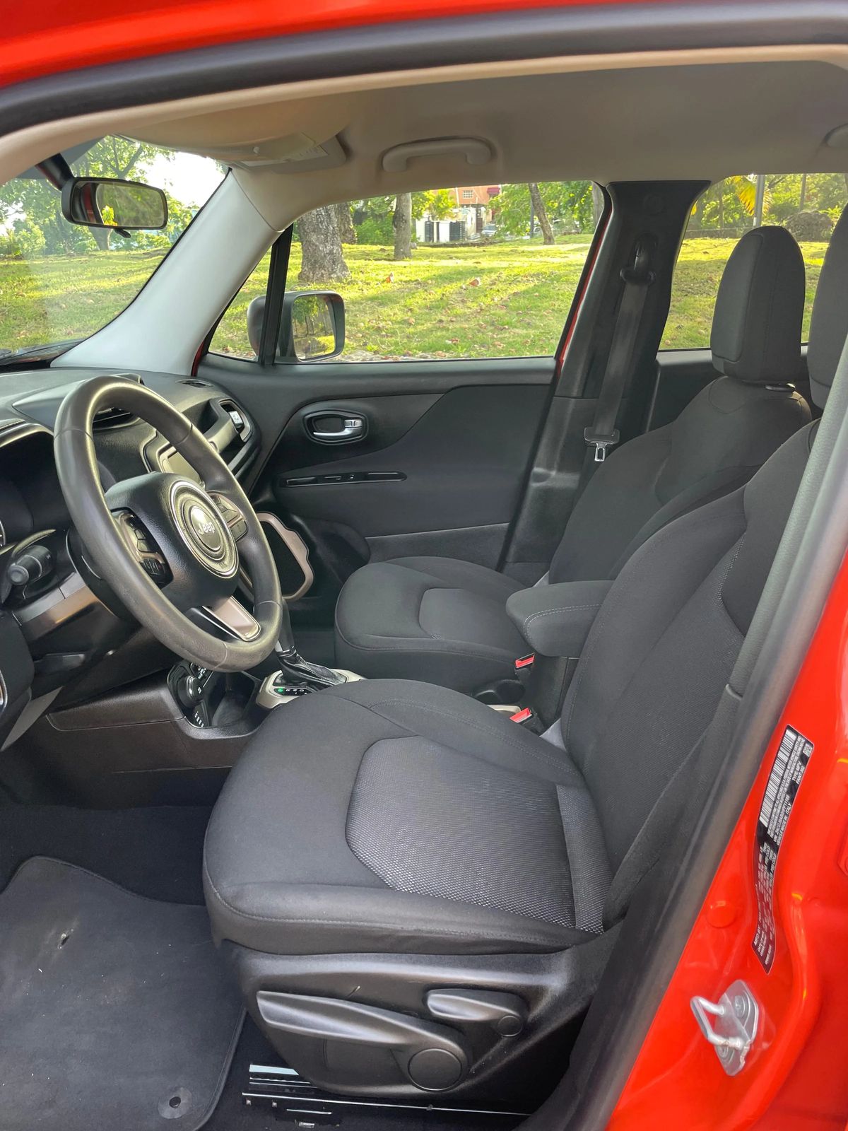 Jeep Renegade Sport 2017 - foto 12 de 12