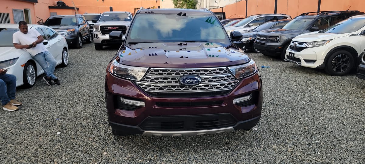 Ford Explorer Limited 2022 - foto 2 de 11