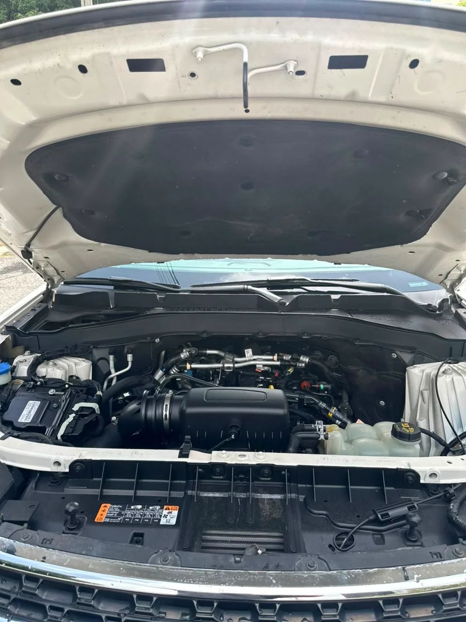 Ford Explorer XLT 2022 - foto 9 de 9