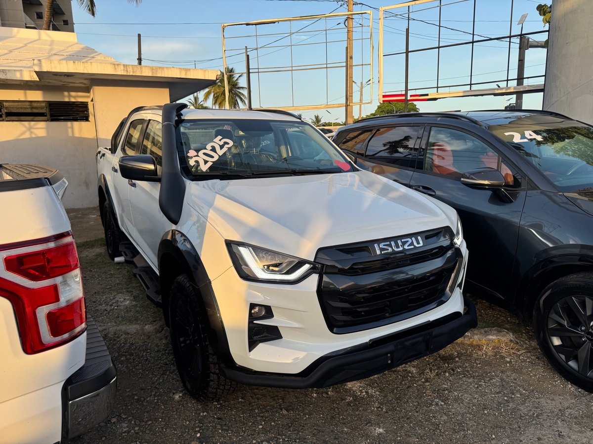 Isuzu DMAX LS 2025 - foto 2 de 5
