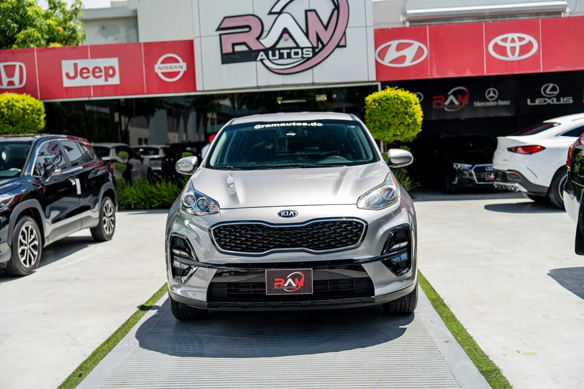 Kia Sportage LX 2021 - foto 2 de 9