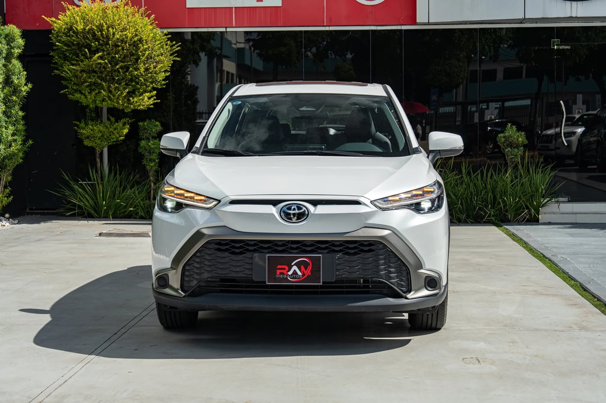 Toyota Frontlander Luxury 2026 - foto 2 de 20