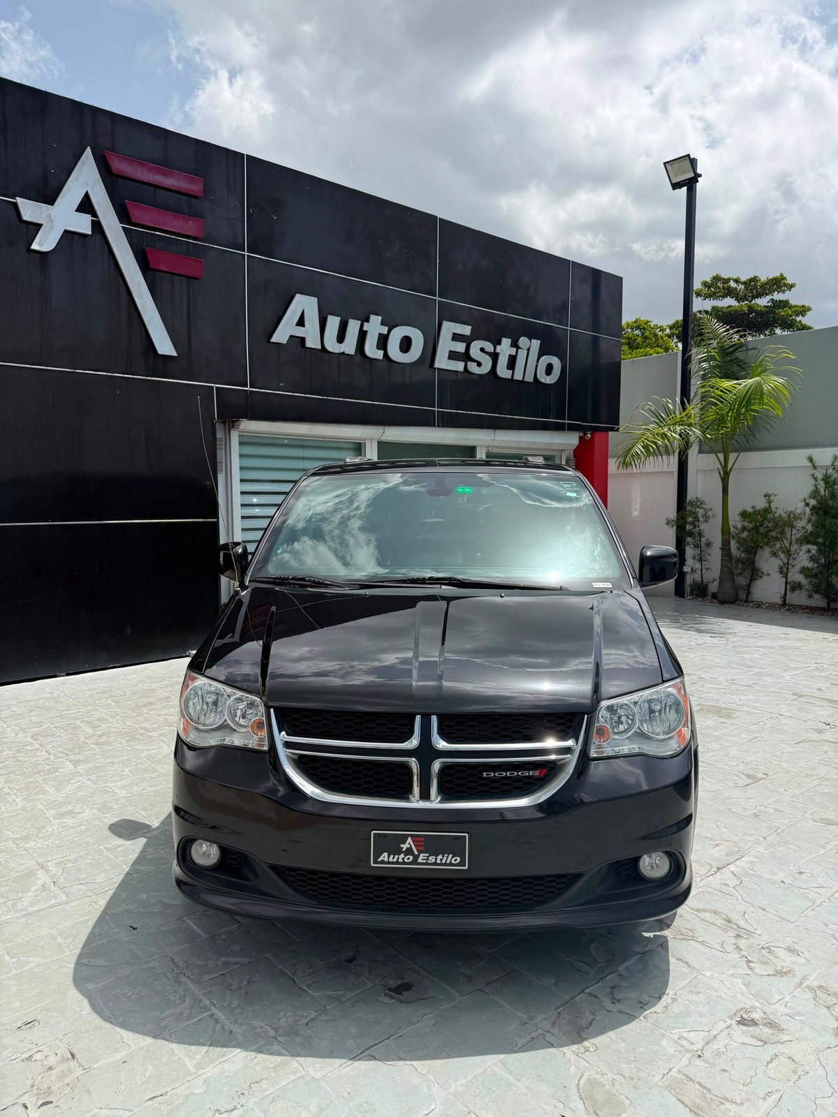 Dodge Grand Caravan SXT 2020 - foto 2 de 10