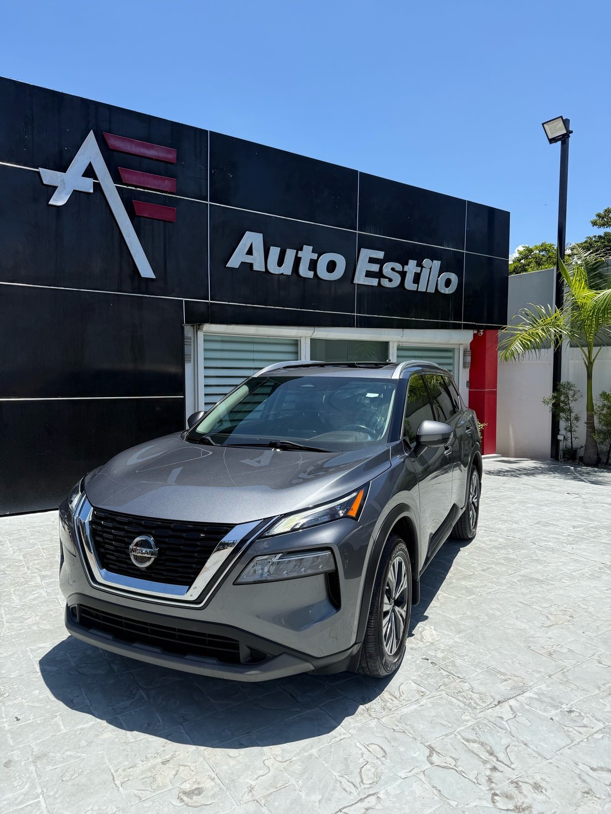 Nissan Rogue SV 2021 - foto 2 de 10