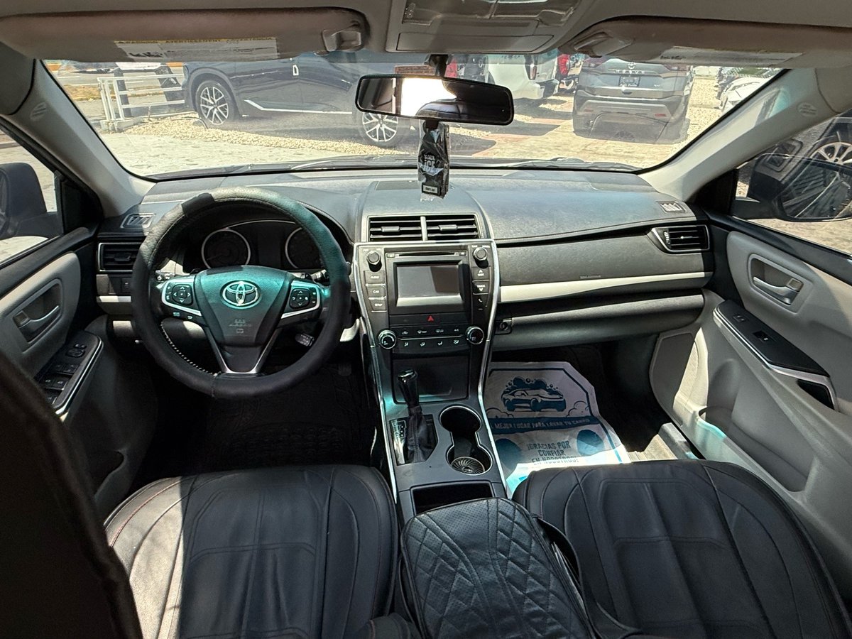 Toyota Camry LE 2015 - foto 8 de 8
