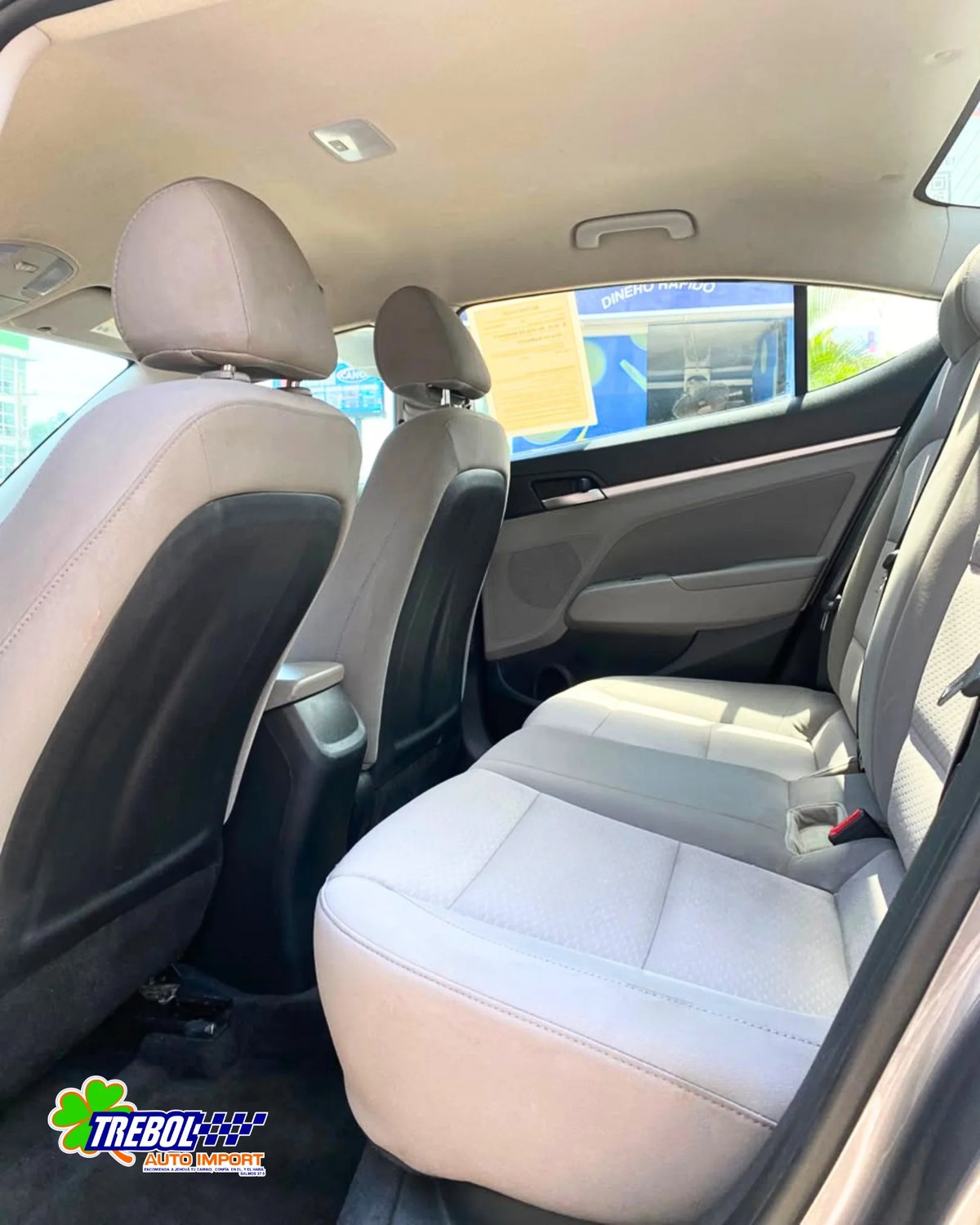 Hyundai Elantra SEL 2020 - foto 9 de 9