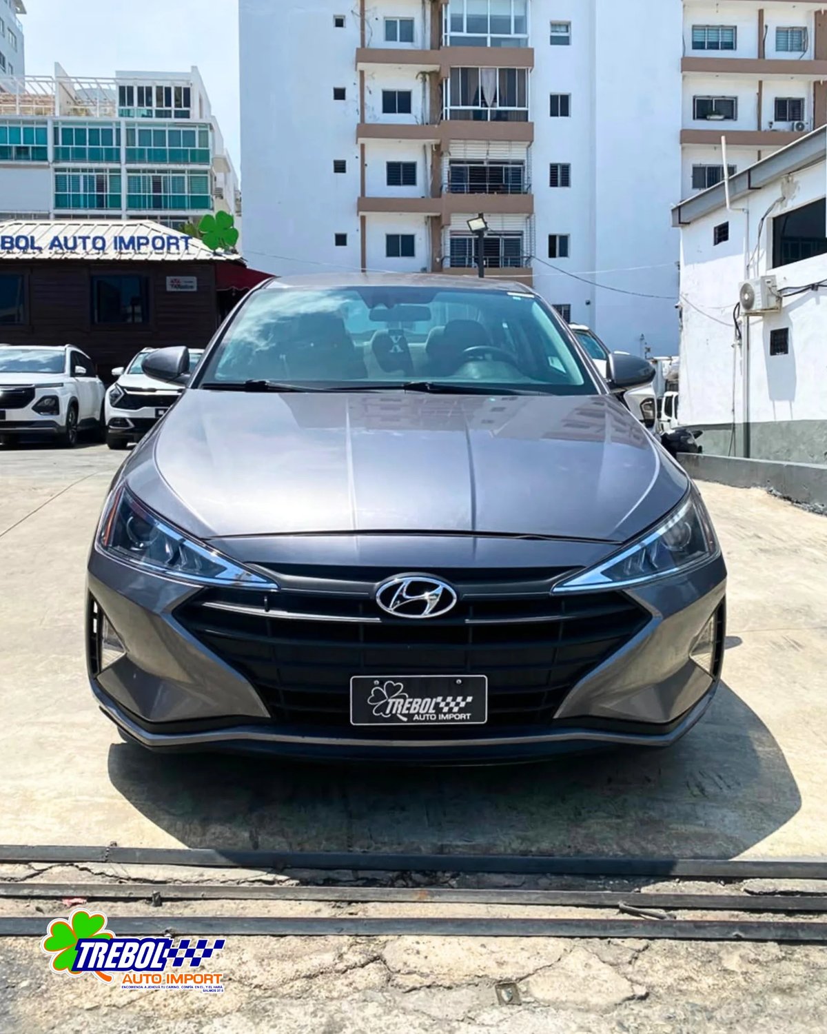 Hyundai Elantra SEL 2020 - foto 2 de 9