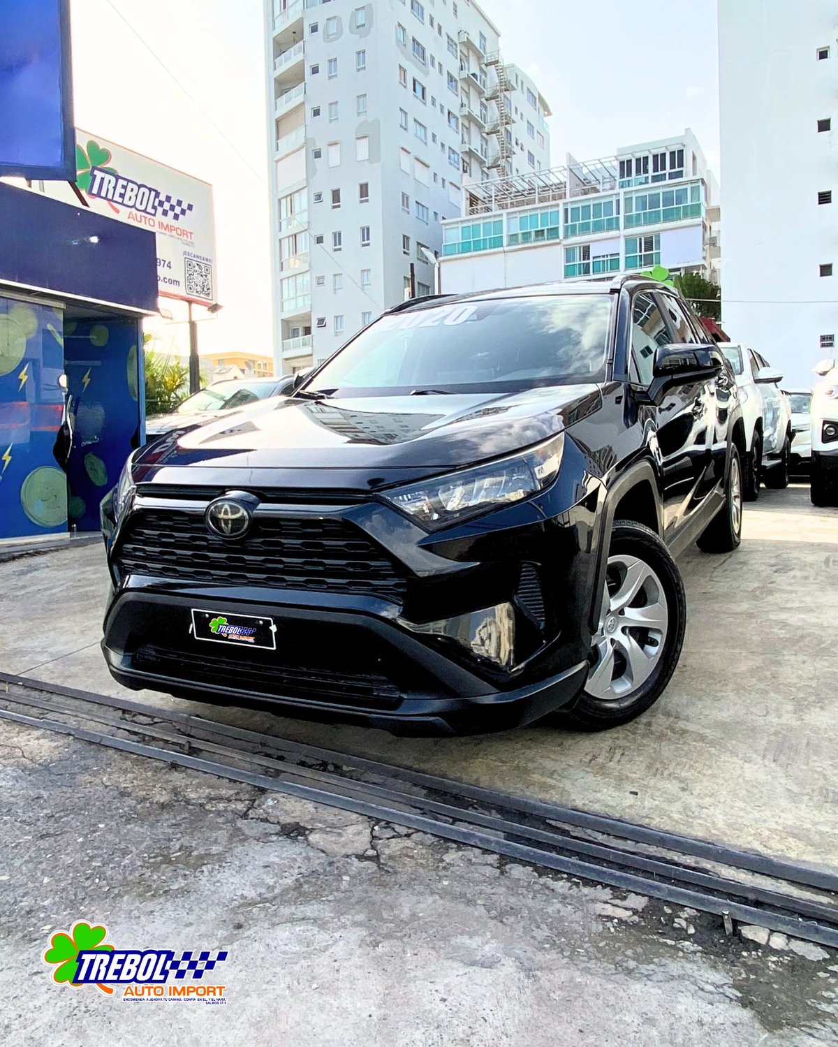 Toyota RAV4 LE 2020 en venta - vista principal