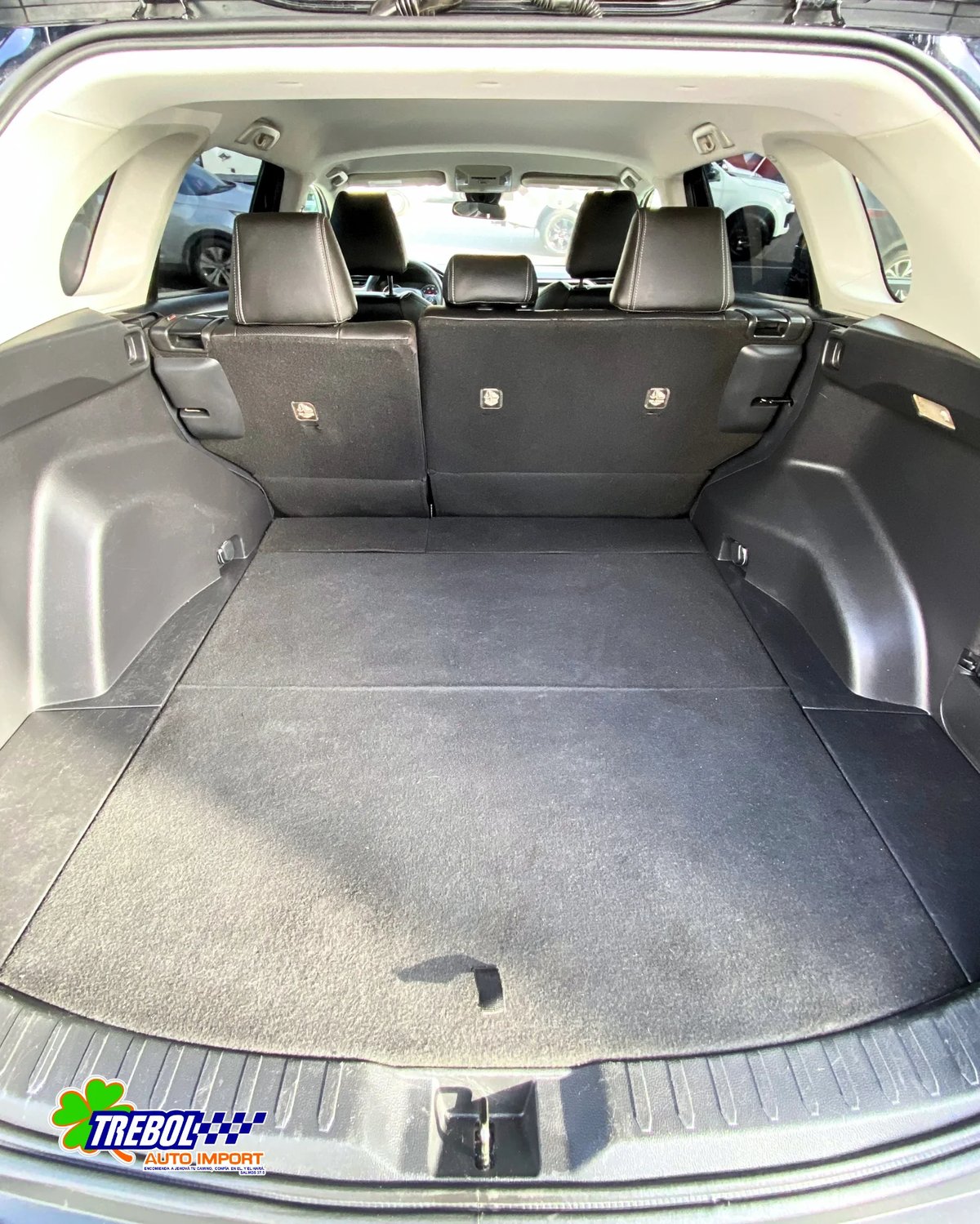 Toyota RAV4 LE 2020 - foto 10 de 10