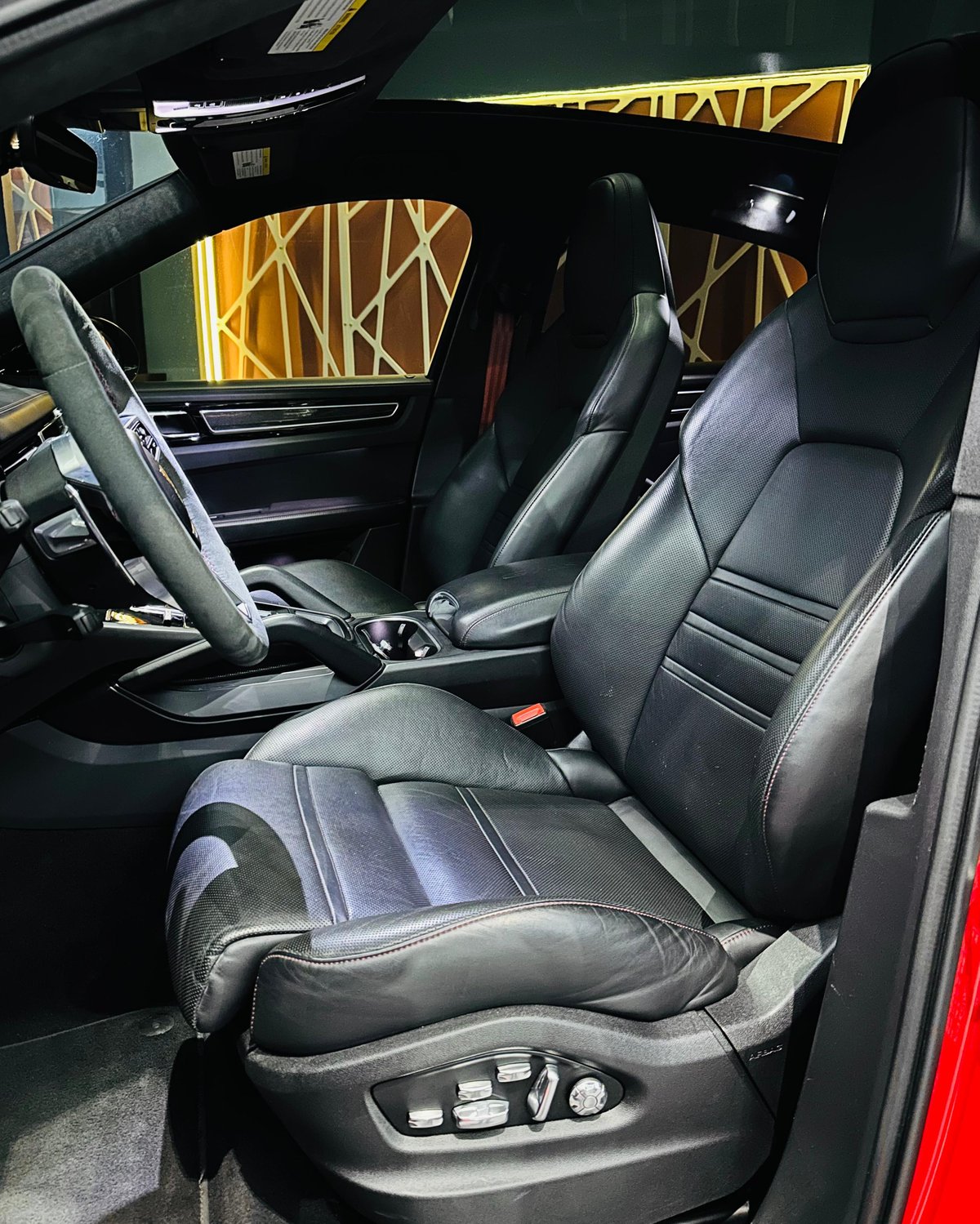 Porsche Cayenne Coupe GTS 2021 - Imagen 12